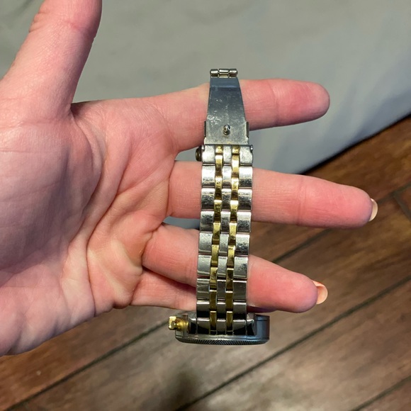 Michael Kors watch - Picture 2 of 4